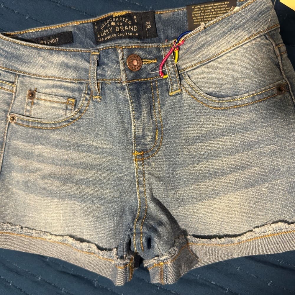 Lucky Brand Blue Jean Shorts Distressed‎ Mid-Rise - Thumbnail 2