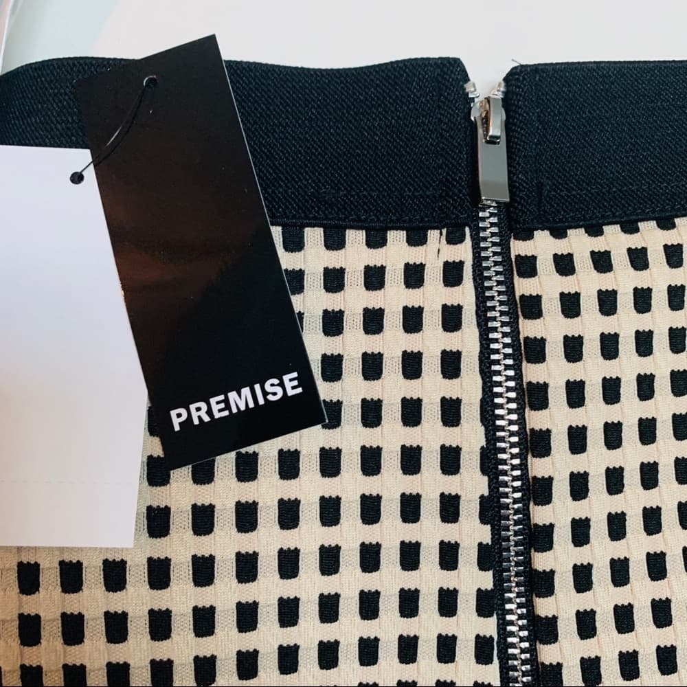 Women’s‎ pencil skirt NWT Premise - Thumbnail 3