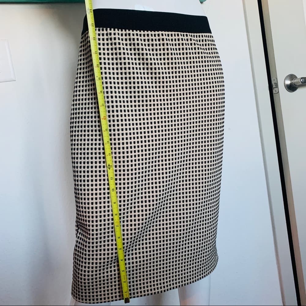 Women’s pencil skirt NWT Premise
