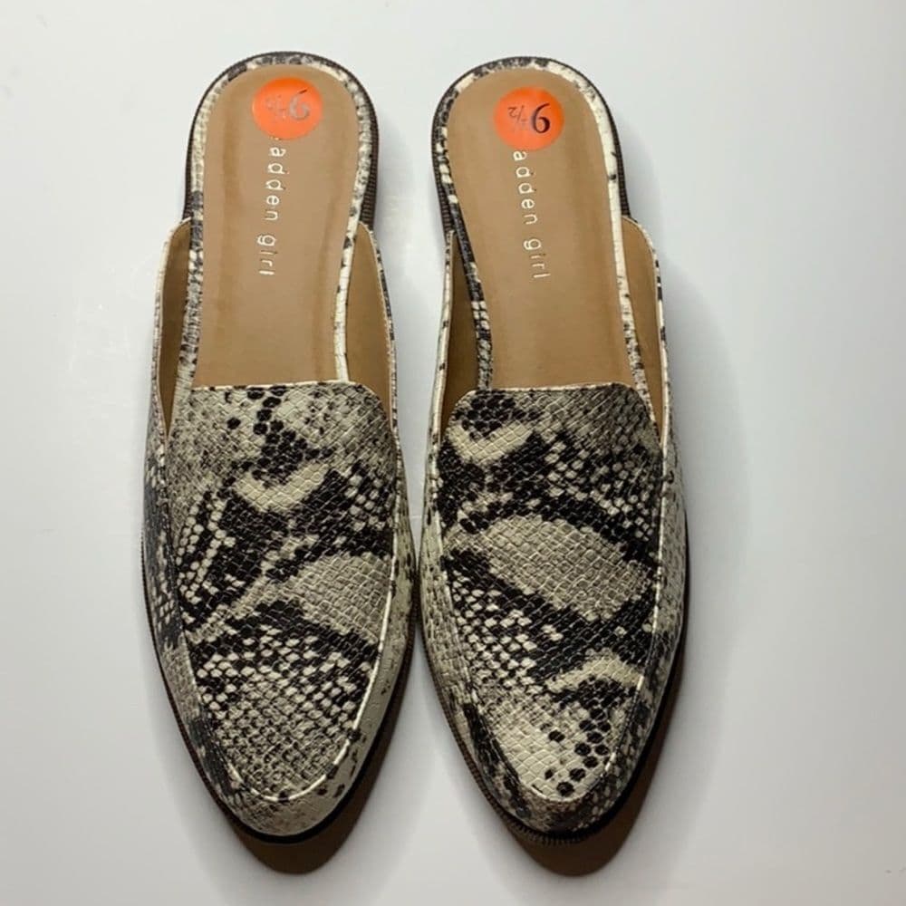 Madden Girl Black and White Snakeskin Mules - Thumbnail 4
