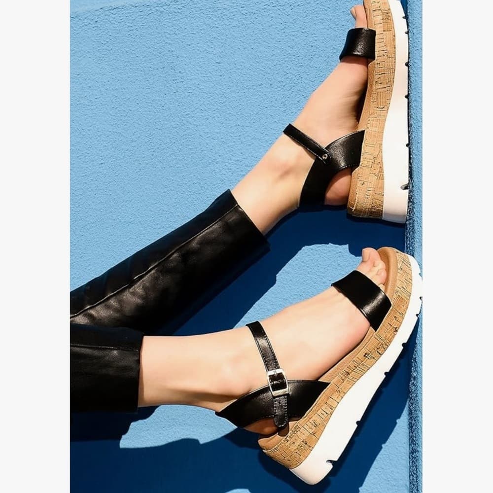 Steve Madden Black Platform Sandals with Cork Sole - Thumbnail 4