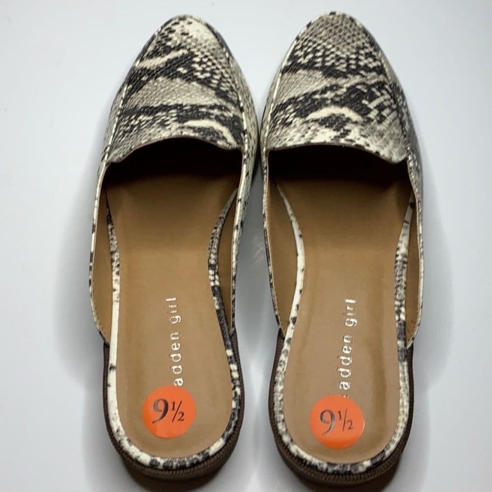 Madden Girl Black and White Snakeskin Mules - Thumbnail 2