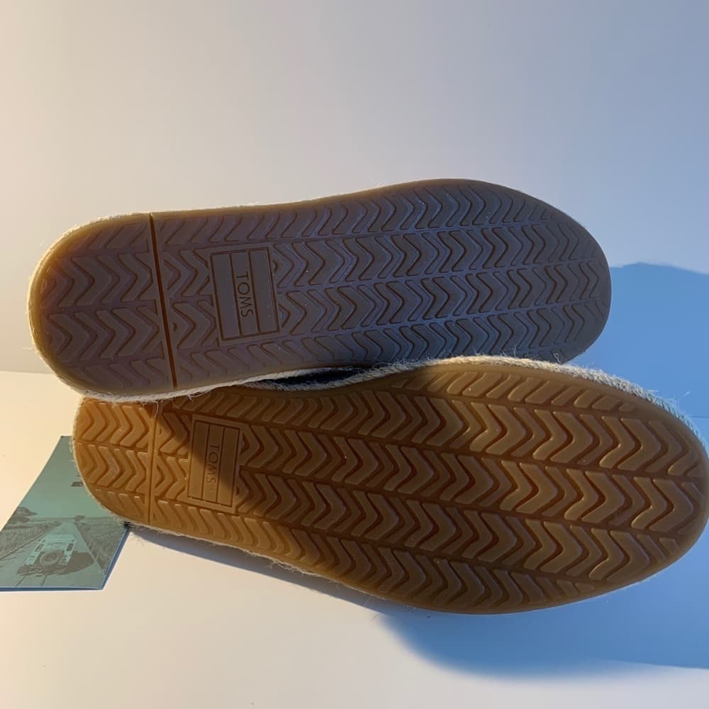 Women's Tom's Suede - Thumbnail 5