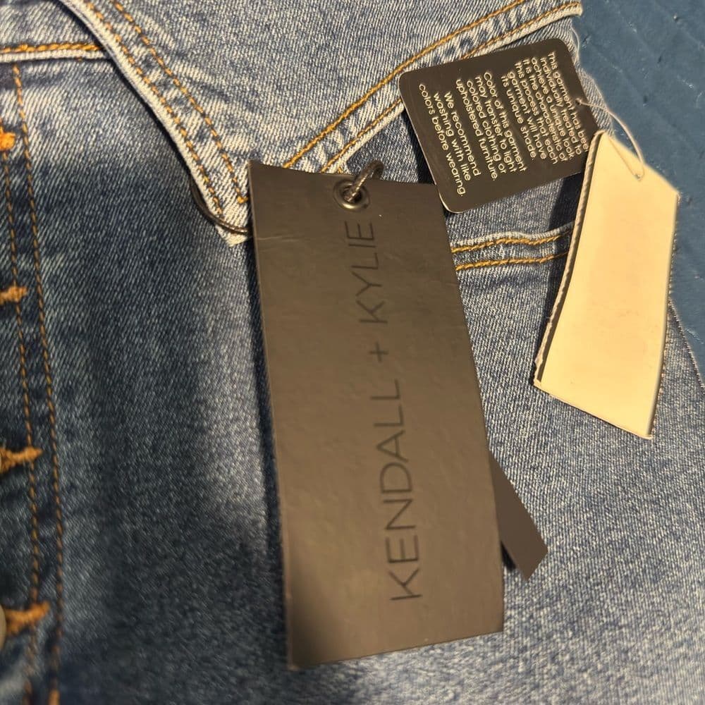 Kendall & Kylie Indigo Button-Up Jeans - Thumbnail 7