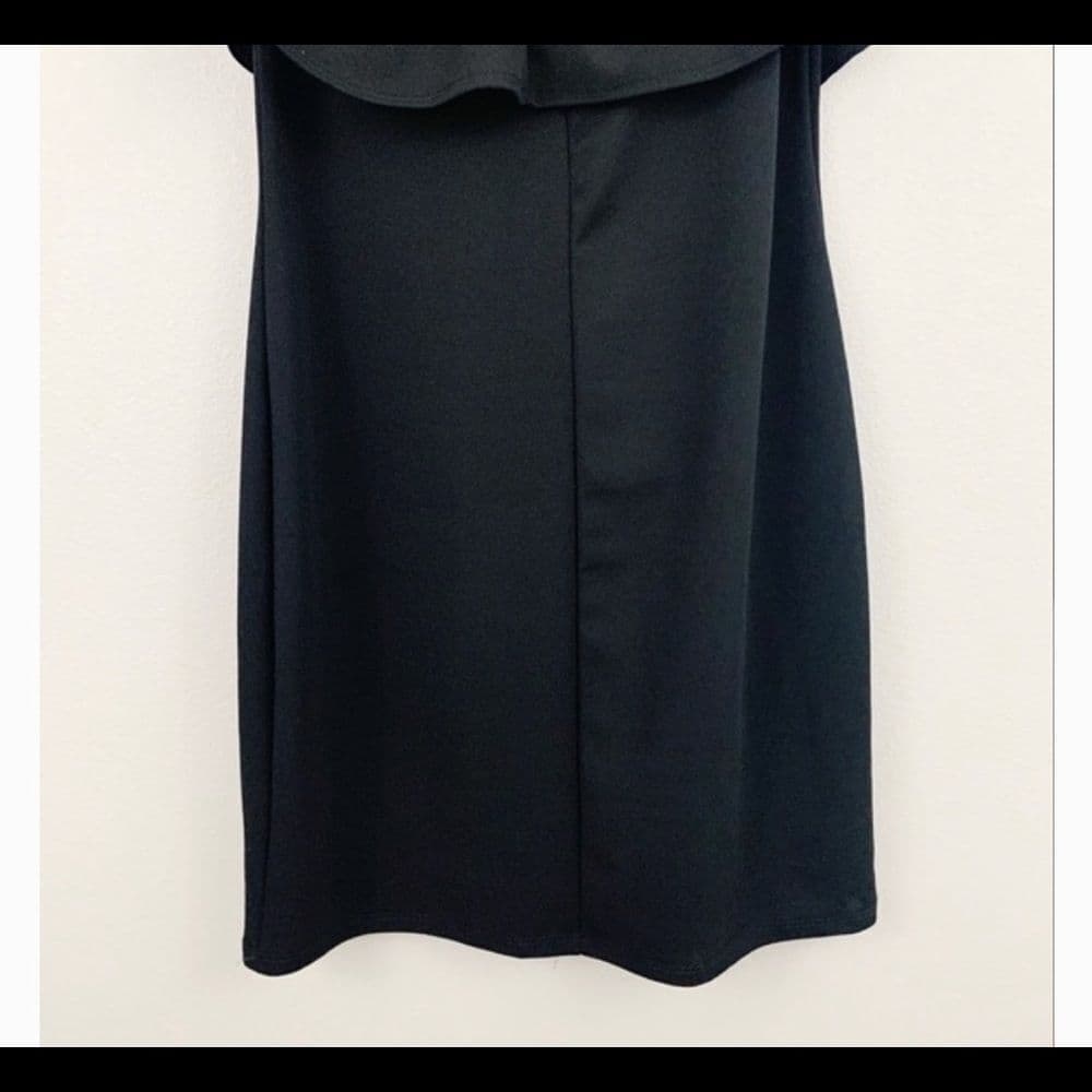 🆕Woman’s Black Ruffle Off Shoulder Mini Dress - Thumbnail 4