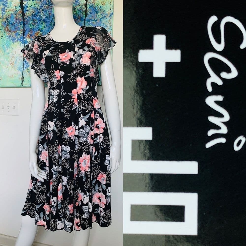 🆕 Sami & Jo Women's Floral dress