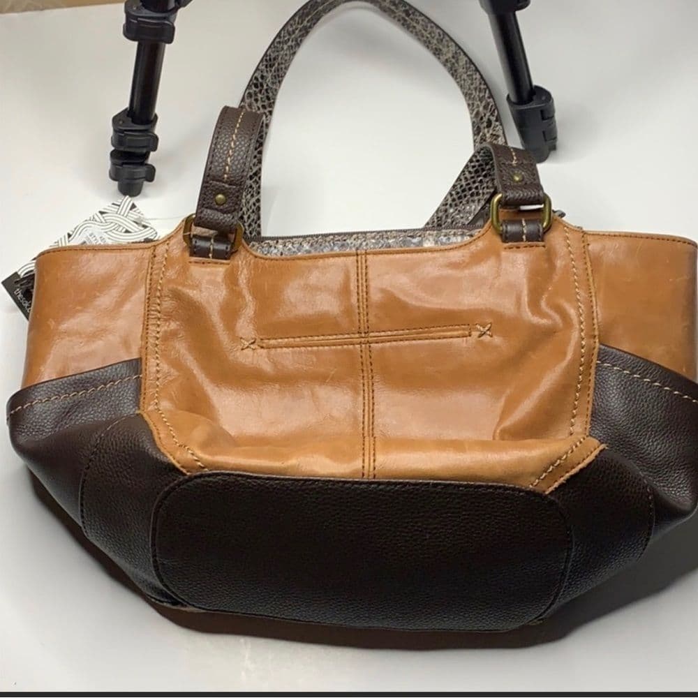 Women’s distressed vintage leather purse - Thumbnail 6