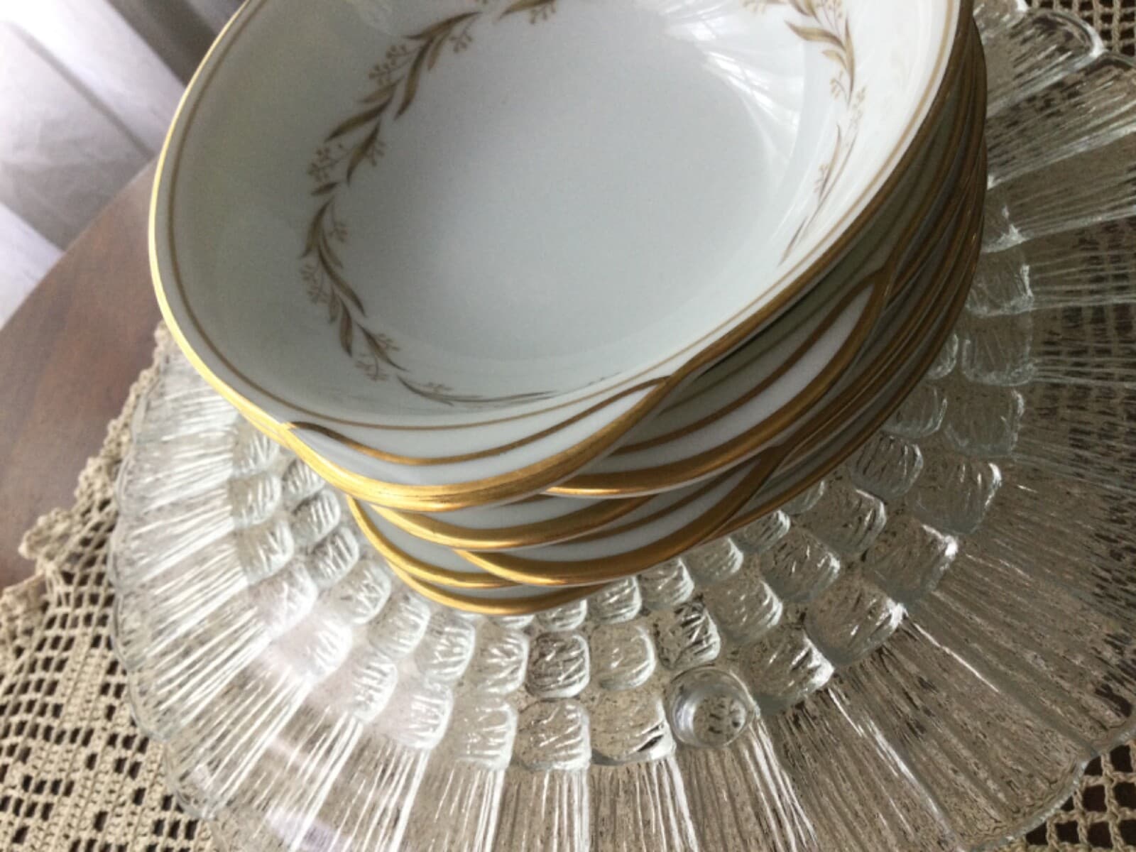 Noritake China 6” Cereal Dessert Bowls w/ Handles Laurel #5903 Gold Rim Set of 6 - Thumbnail 6