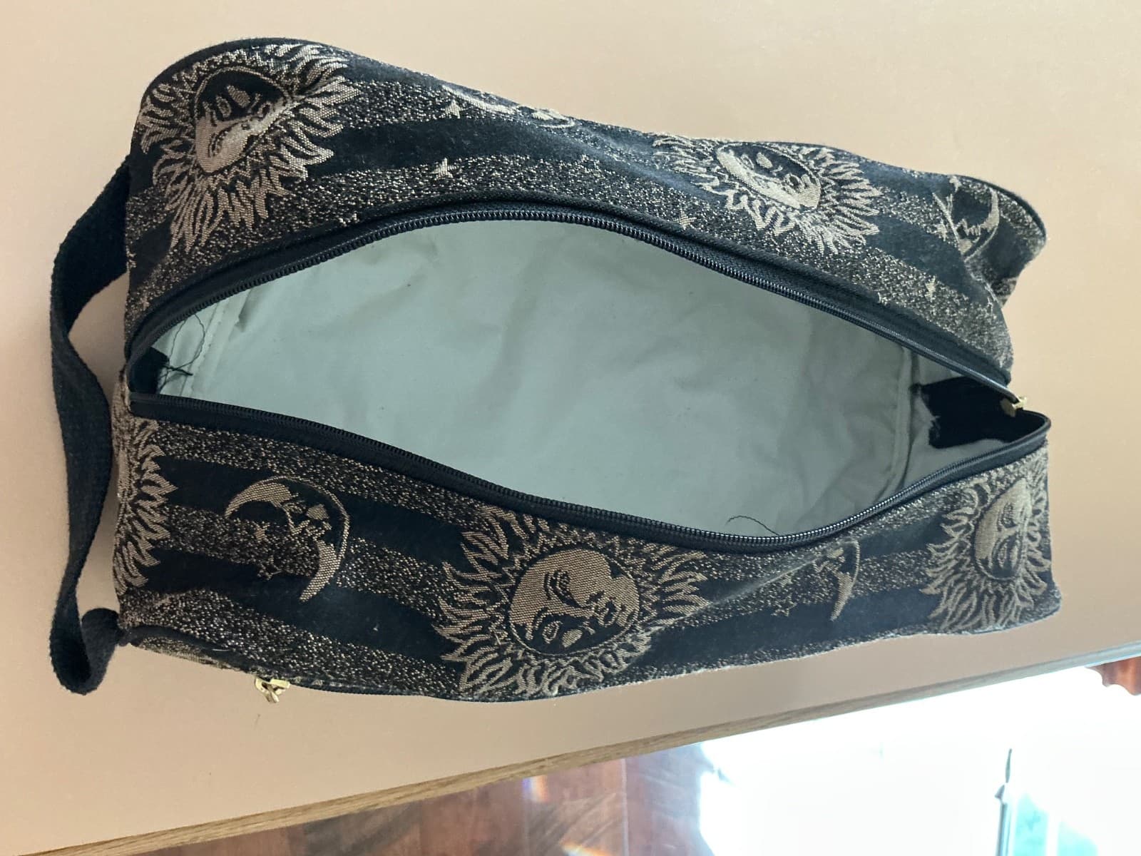 Tapestry Unisex Golf Shoe Bag Zip Pouch Golfing Vintage 13x7 Black & Gold - Thumbnail 5