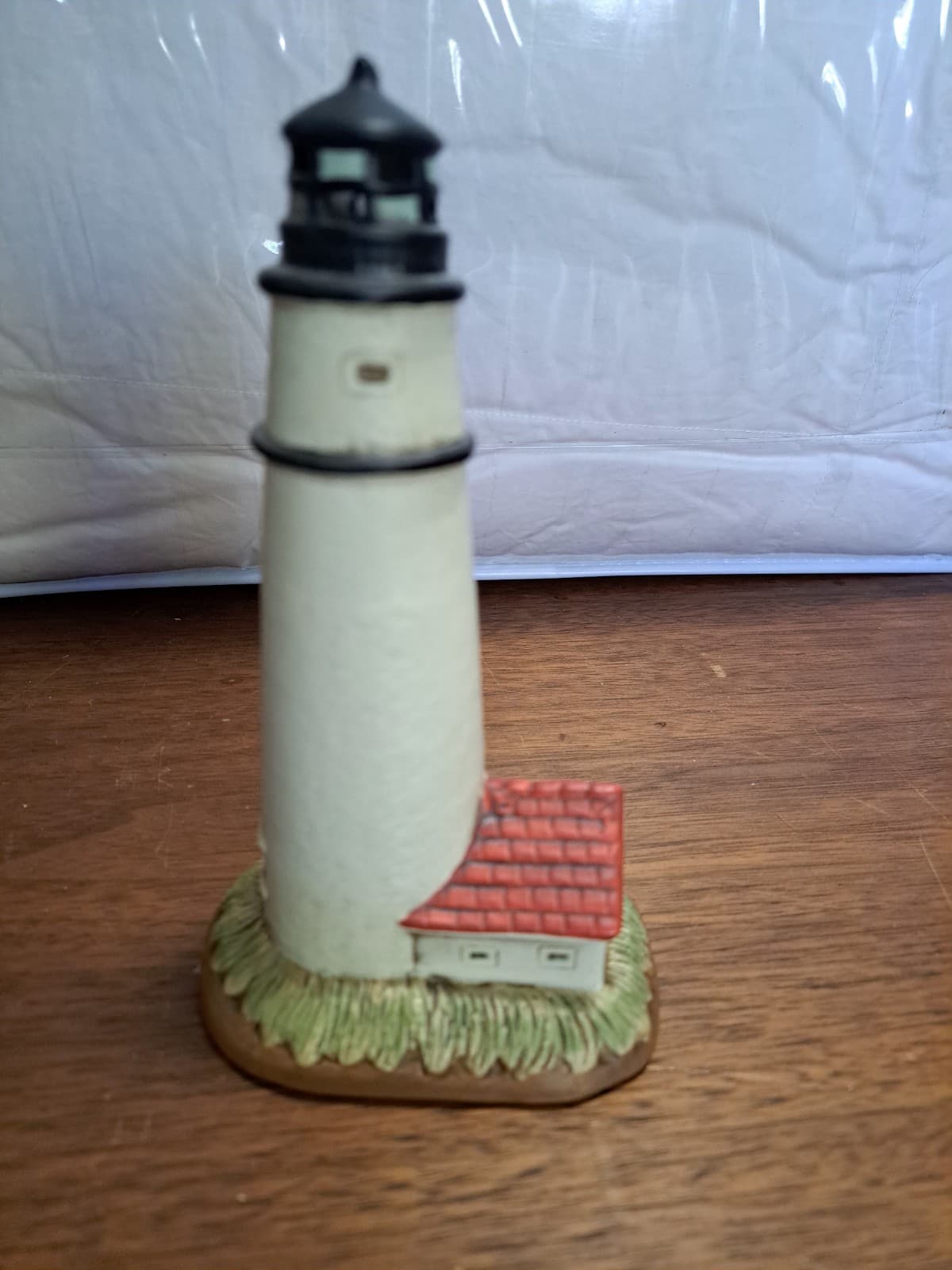 Geo. Z. Lefton Handpainted Lighthouse Cape Cod 1798 VTG 1993 Model 00916 - Thumbnail 3