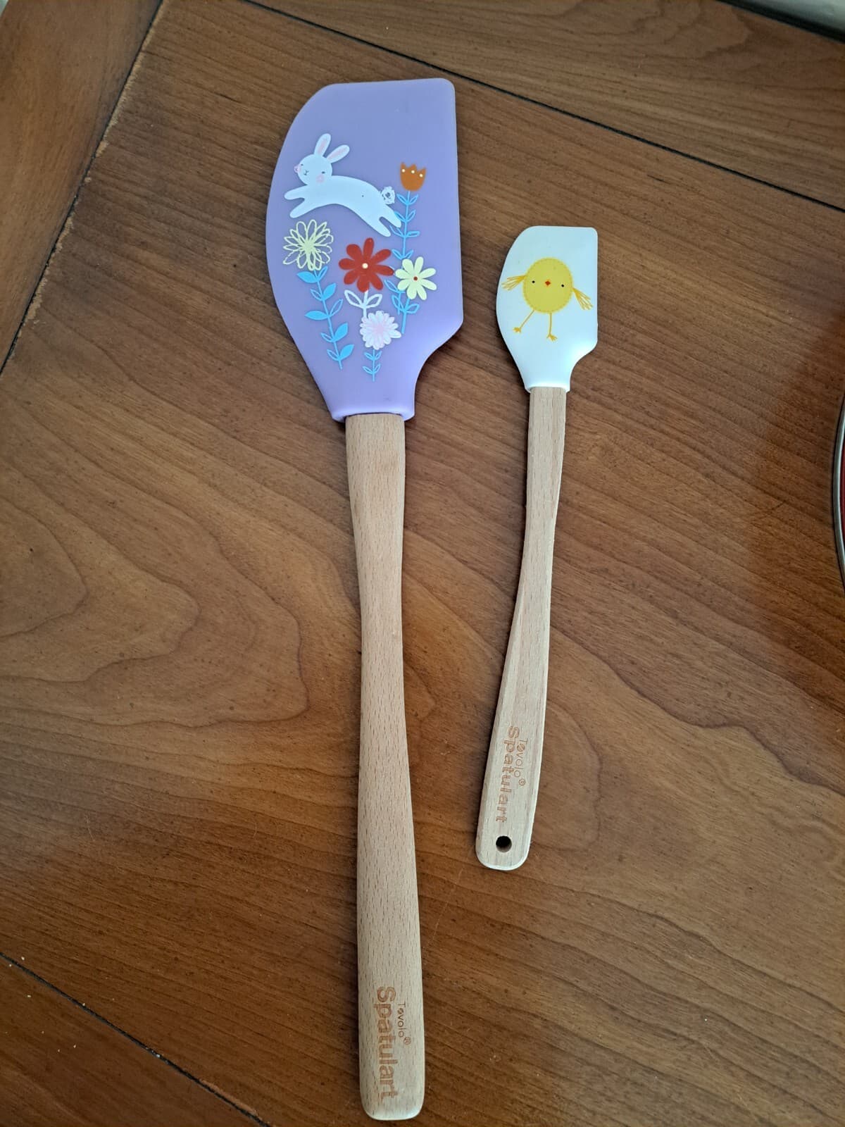 Tovolo Spatulart Easter Bunny, Chick Spatula Pair Purple Silicone Sur LA Table - Thumbnail 3
