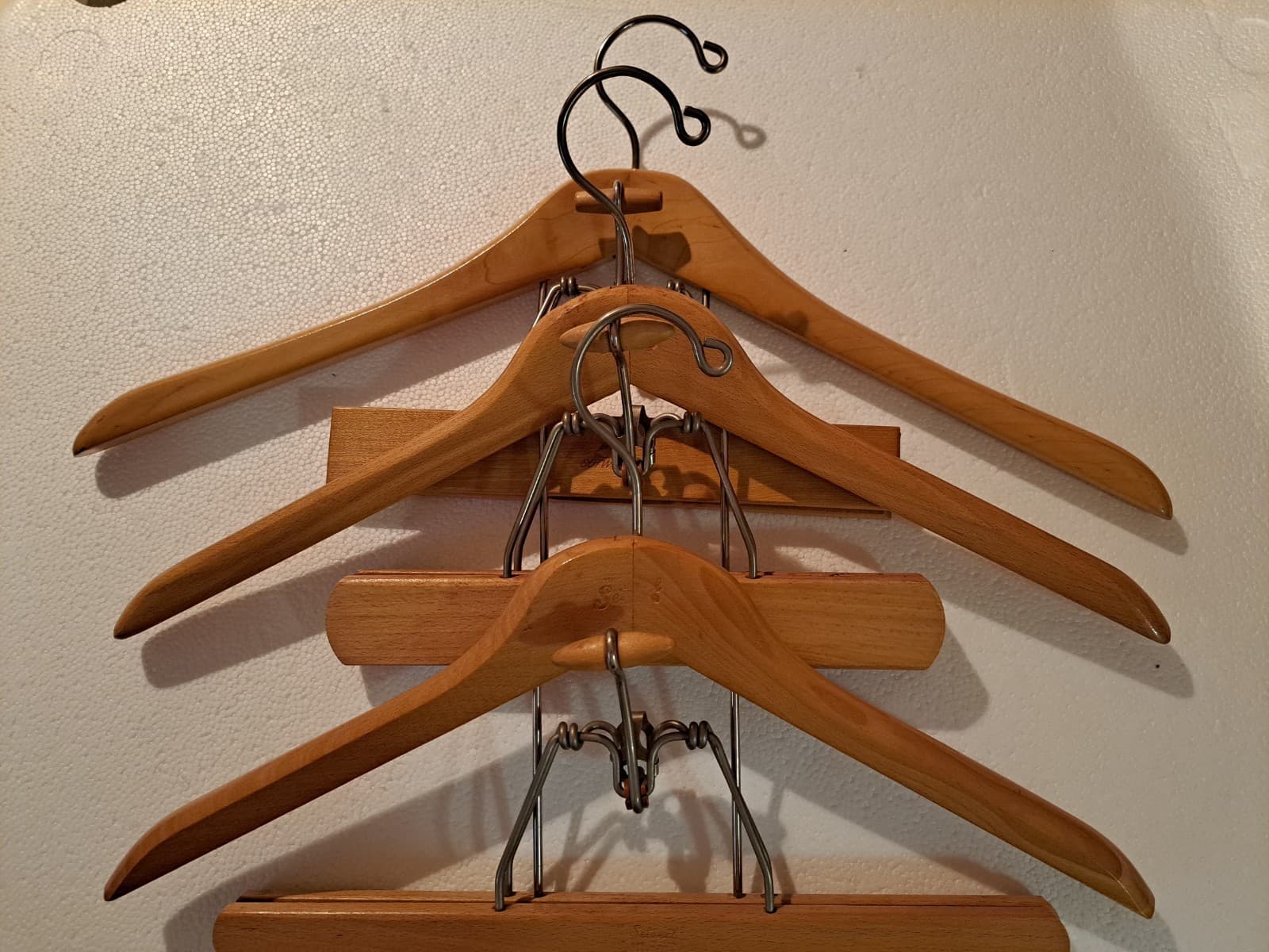 SETWELL Lot Of 3 Vintage 17"-20” Heavy Duty Wooden Suit Coat / Pant Hangers USA - Thumbnail 4