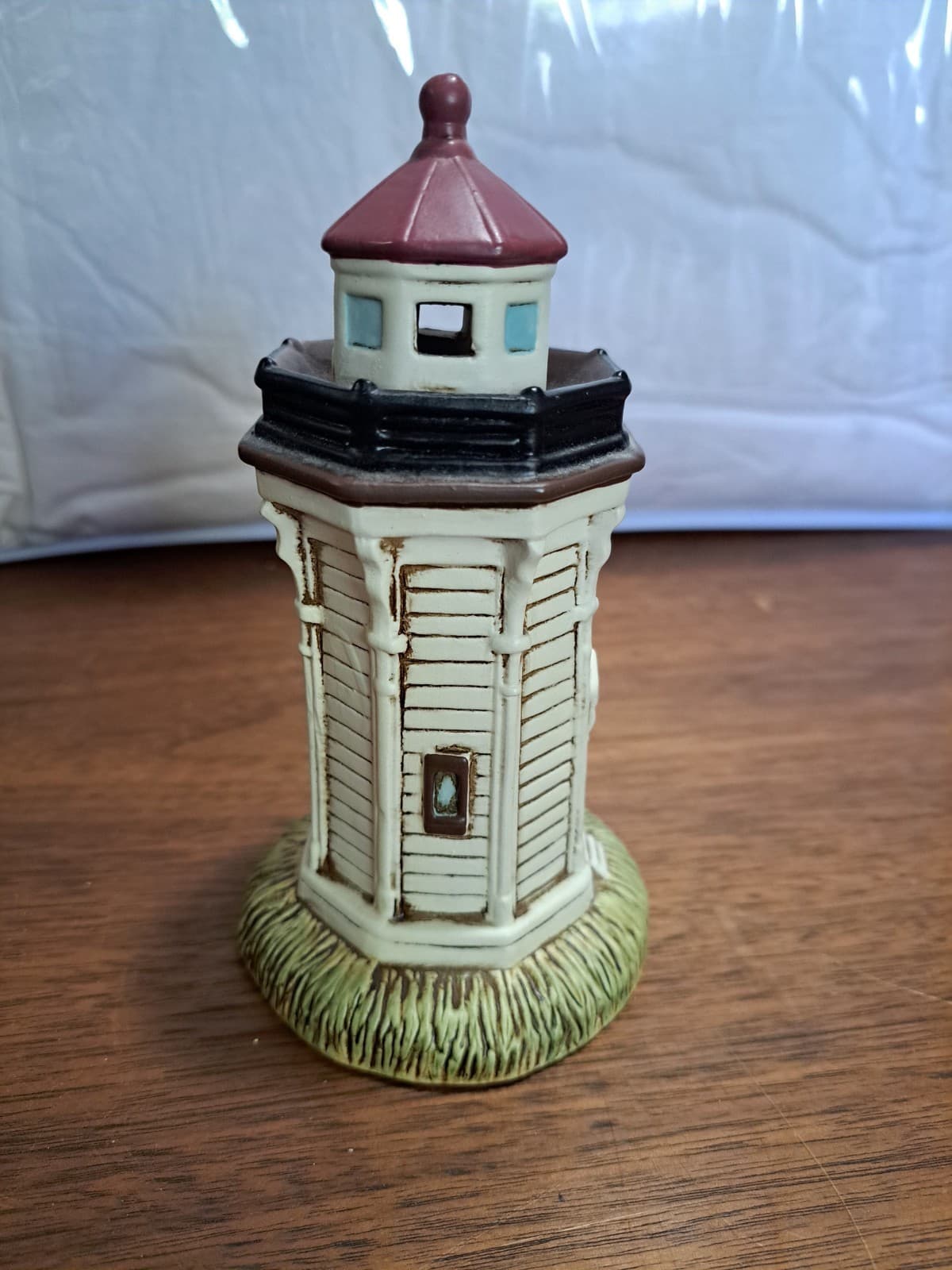 Geo Z Lefton 1994 Yerba Buena Lighthouse Model 01402 Handpainted - Thumbnail 2