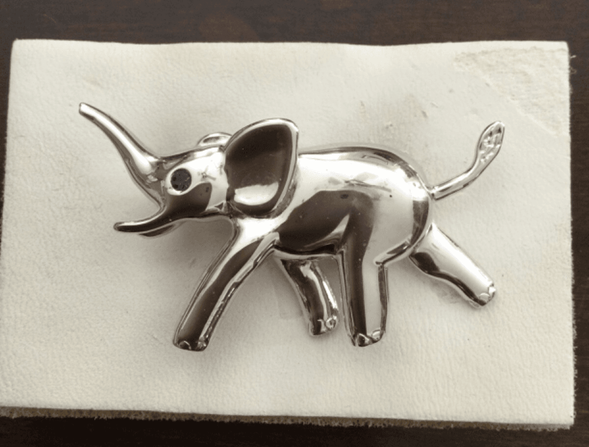 Krementz Elephant Brooch Sterling Silver Pin Blue Rhinestone Raised Trunk RARE - Thumbnail 2