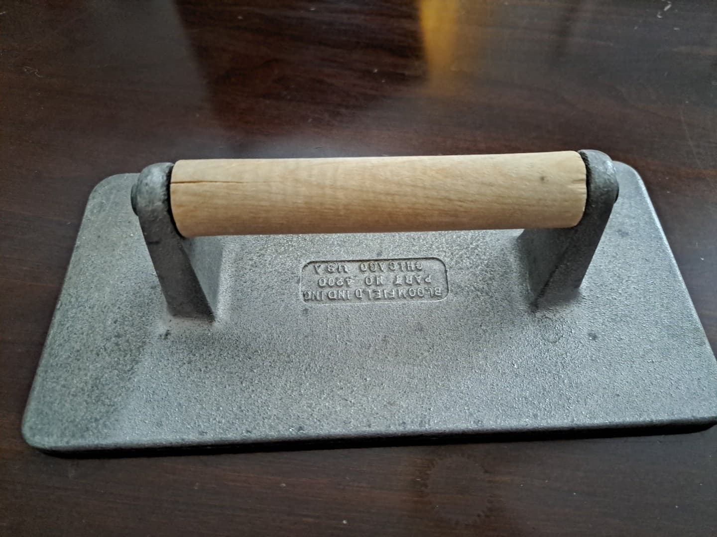 Bloomfield Ind. Inc 4200 Vintage Bacon Sandwich Meat Press Aluminum & Wood - Thumbnail 3