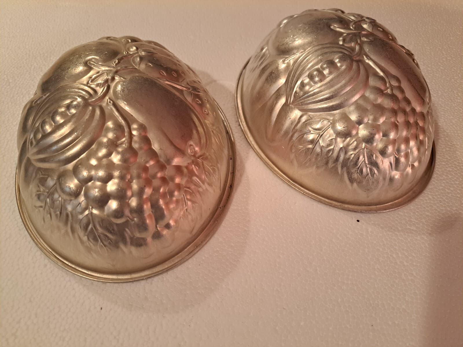 Vintage Pair Aluminum 8" Oval Egg w/ Fruit Design Molds Ice Jello Cake Chocolate - Thumbnail 3
