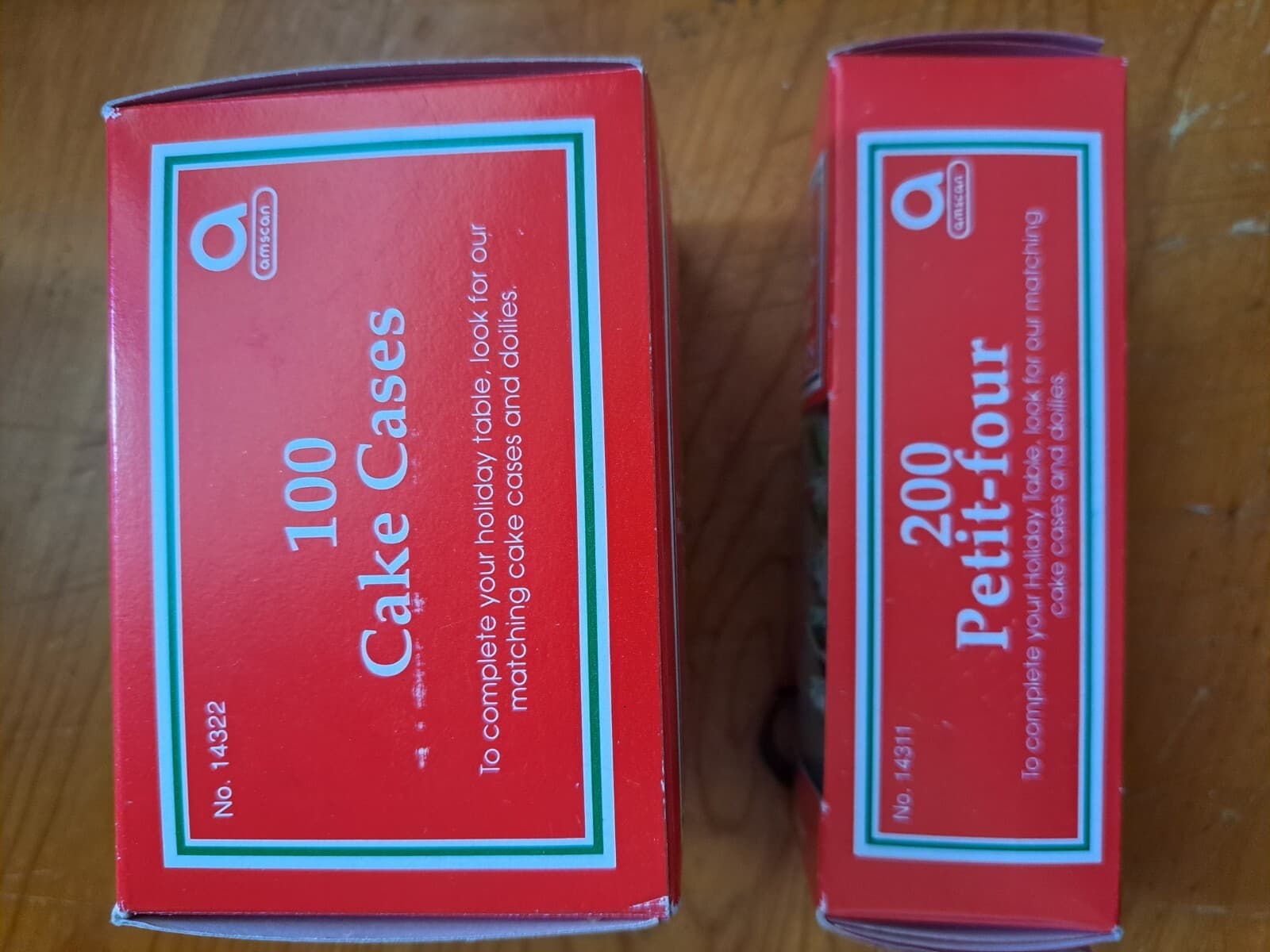 Amscan Christmas Baking 200 Petit-Four Cases Moules 100 Cupcake Liners Holly NOS - Thumbnail 7