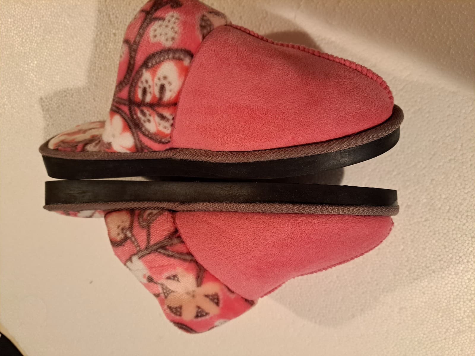 Vera Bradley Pink Suede & Fleece Mule Slippers Size 9-10 Large - Thumbnail 2