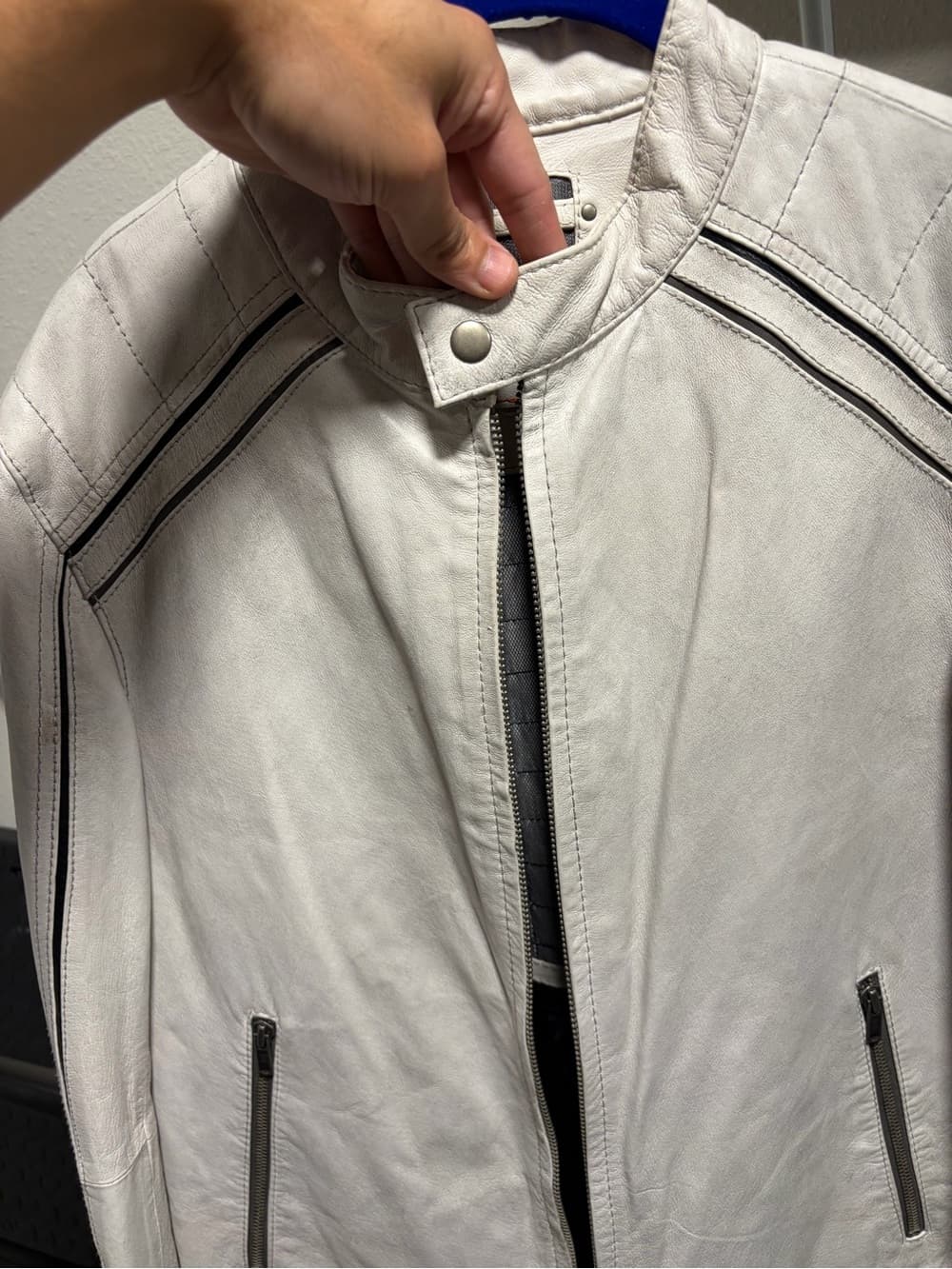 Wilsons Leather White Leather Bomber Jacket with Black Trim - Thumbnail 3