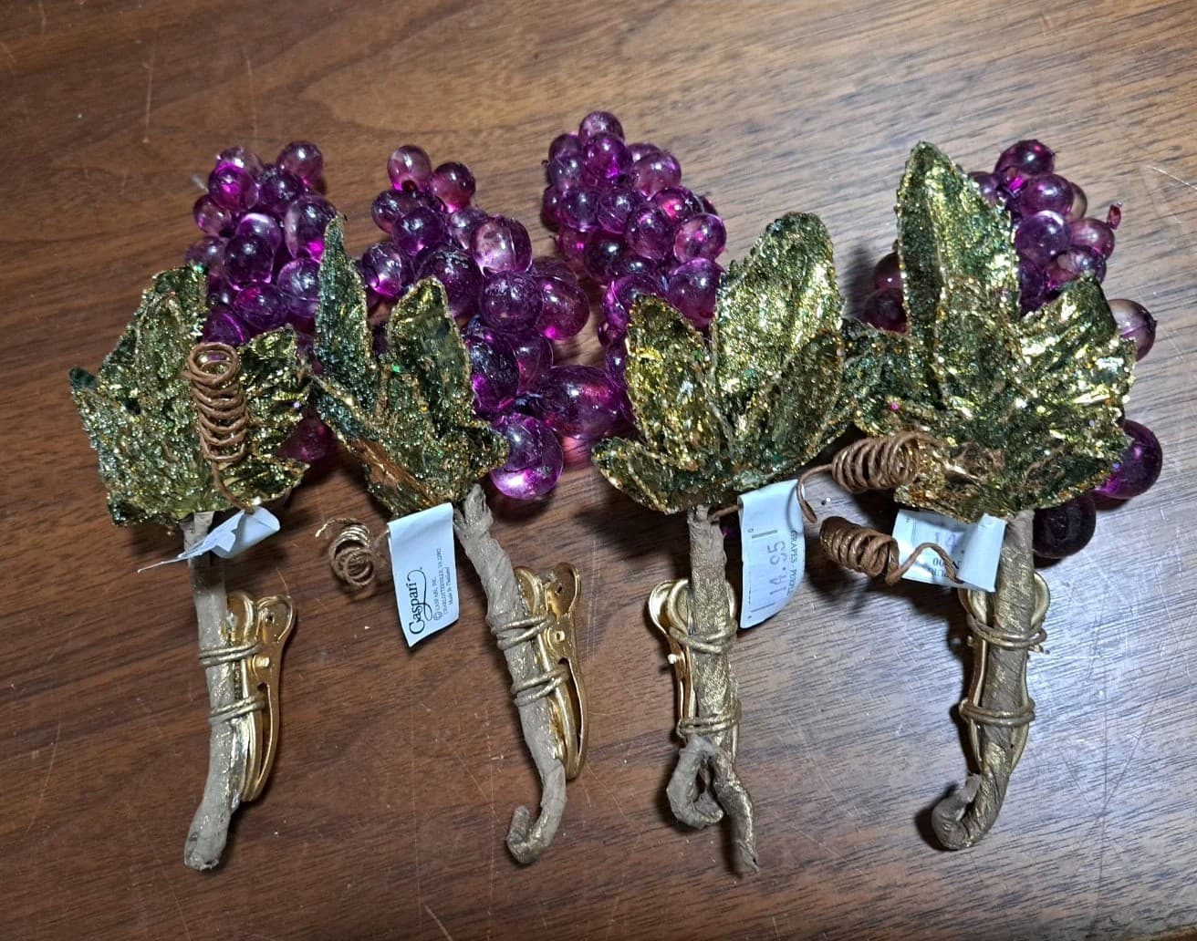 Purple Grape Bunches Clip-on Lot 4 Ornaments Decoration Caspari Lucite? Plastic? - Thumbnail 5