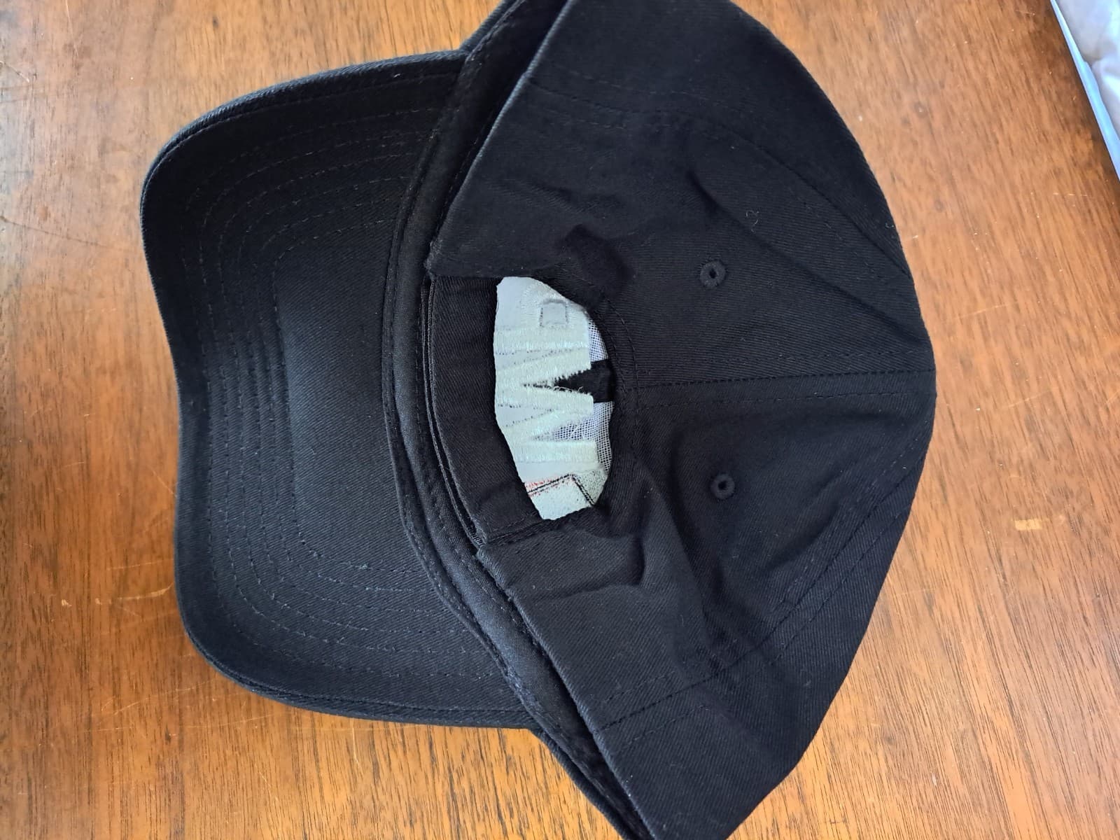 World Poker Tour Black Hat WPT Adjustable Strap And 2 T-shirts Size L Lot NEW - Thumbnail 4