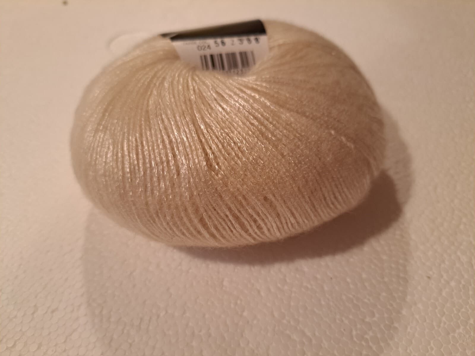 Lana Grossa Lace Lux Yarn 4 Ball Skeins Made In Italy Viscose Wool NEW - Thumbnail 12