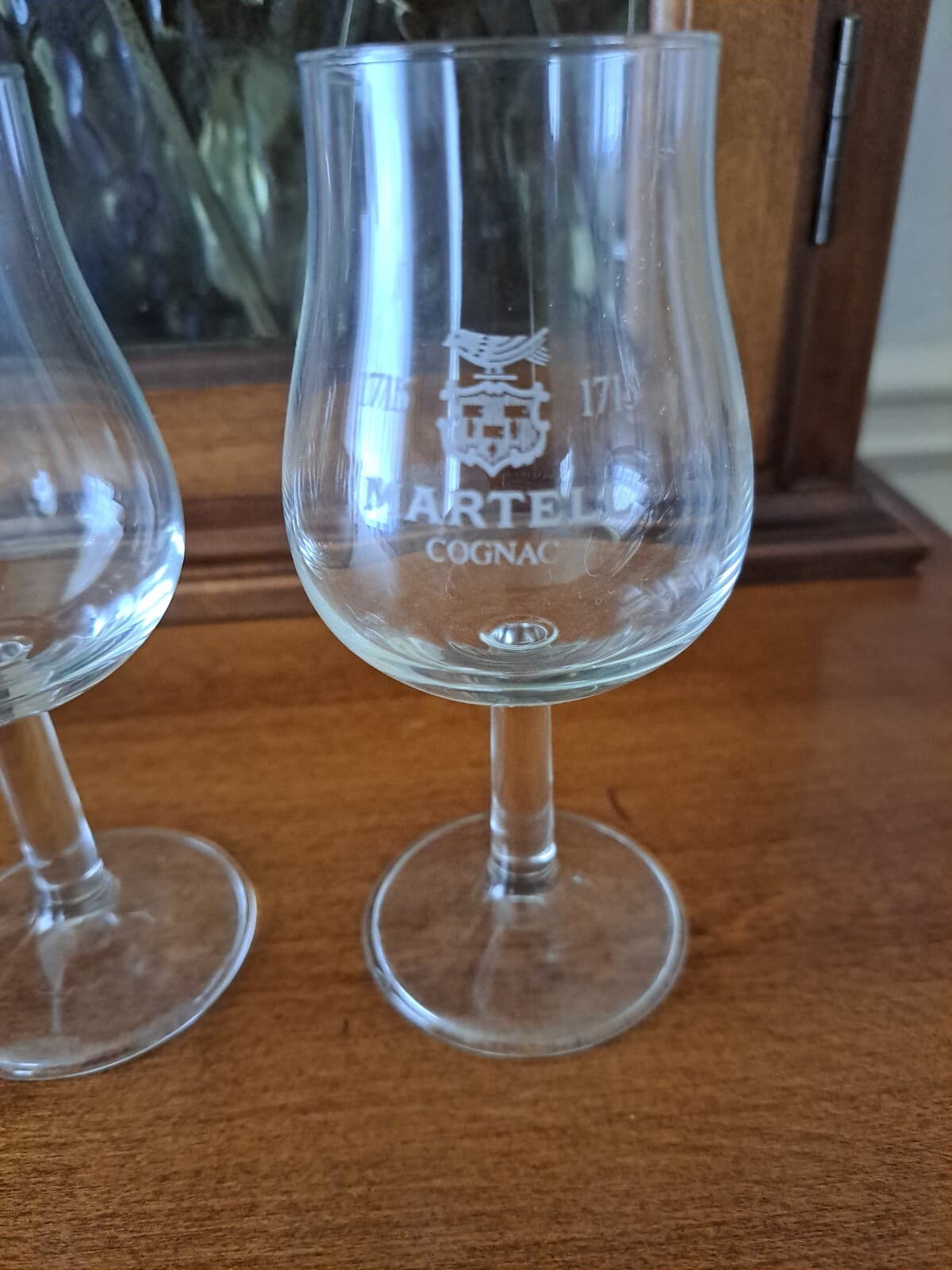 Martell Cognac Logo Stemmed Tulip Sipping Tasting Cordial Snifter Glasses Set/ 2 - Thumbnail 3