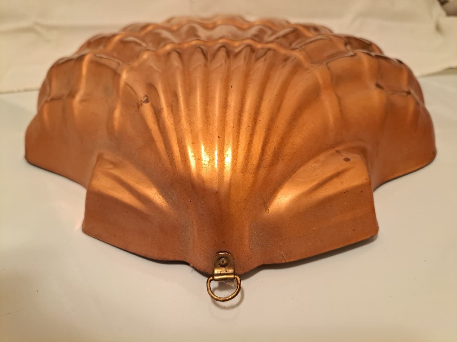 Large Scallop Clam Sea Shell Copper Mold Pan With Brass Hanger Ring 12" - Thumbnail 3