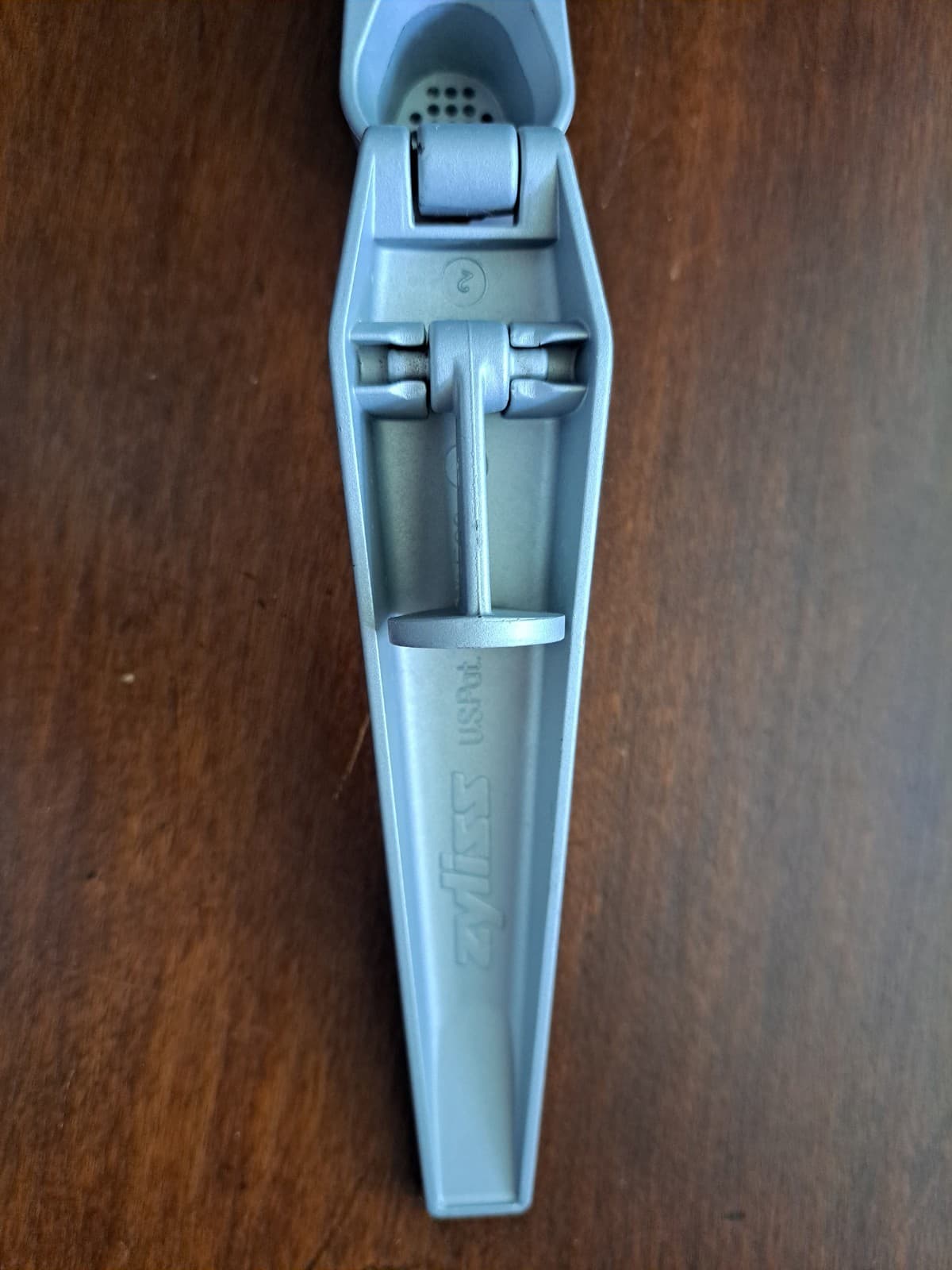 Zyliss Susi Aluminum Garlic Press Swiss Kitchen Tool Made In Switzerland EUC - Thumbnail 5