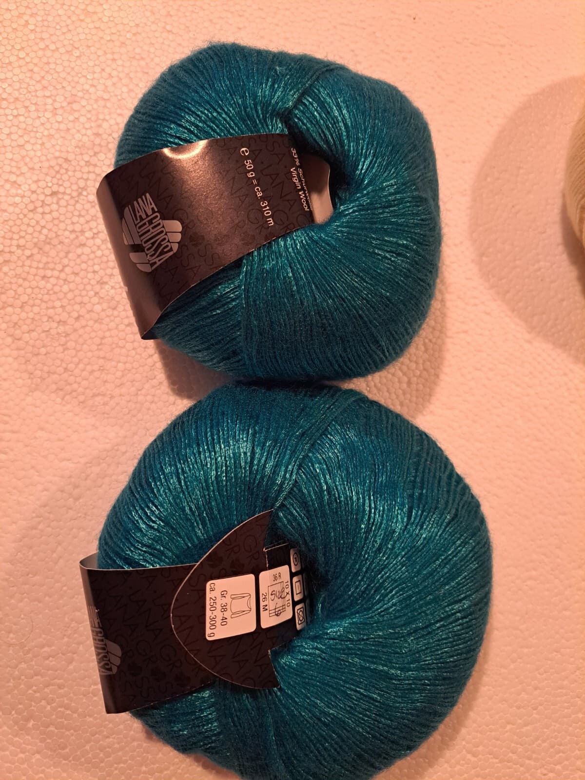 Lana Grossa Lace Lux Yarn 4 Ball Skeins Made In Italy Viscose Wool NEW - Thumbnail 5