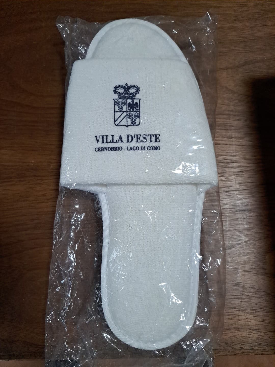Villa D’Este - Lake Como Italy Hotel Spa Slippers - Thumbnail 5
