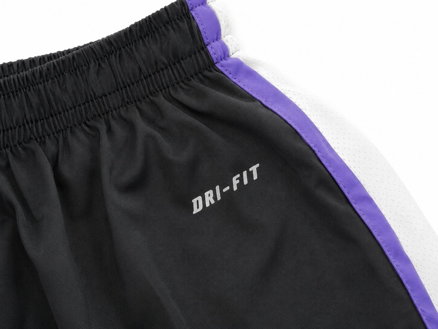 Nike Women's Washington Huskies Dri-Fit Tempo Shorts Black Large $50 Value - Thumbnail 10
