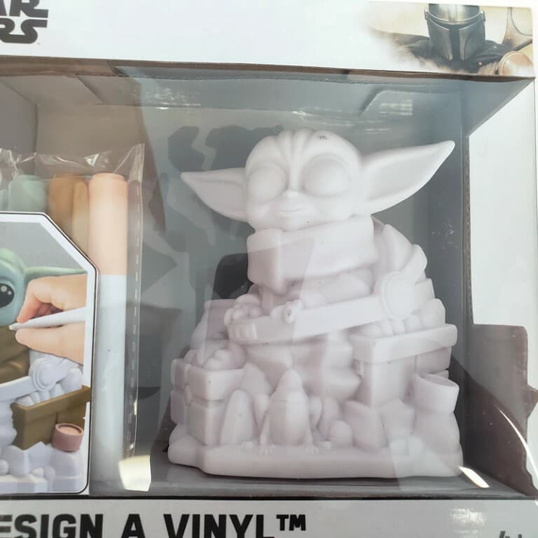 Disney Star Wars The Mandalorian Design A Vinyl THE CHILD Baby Yoda Age 4+ - Thumbnail 4