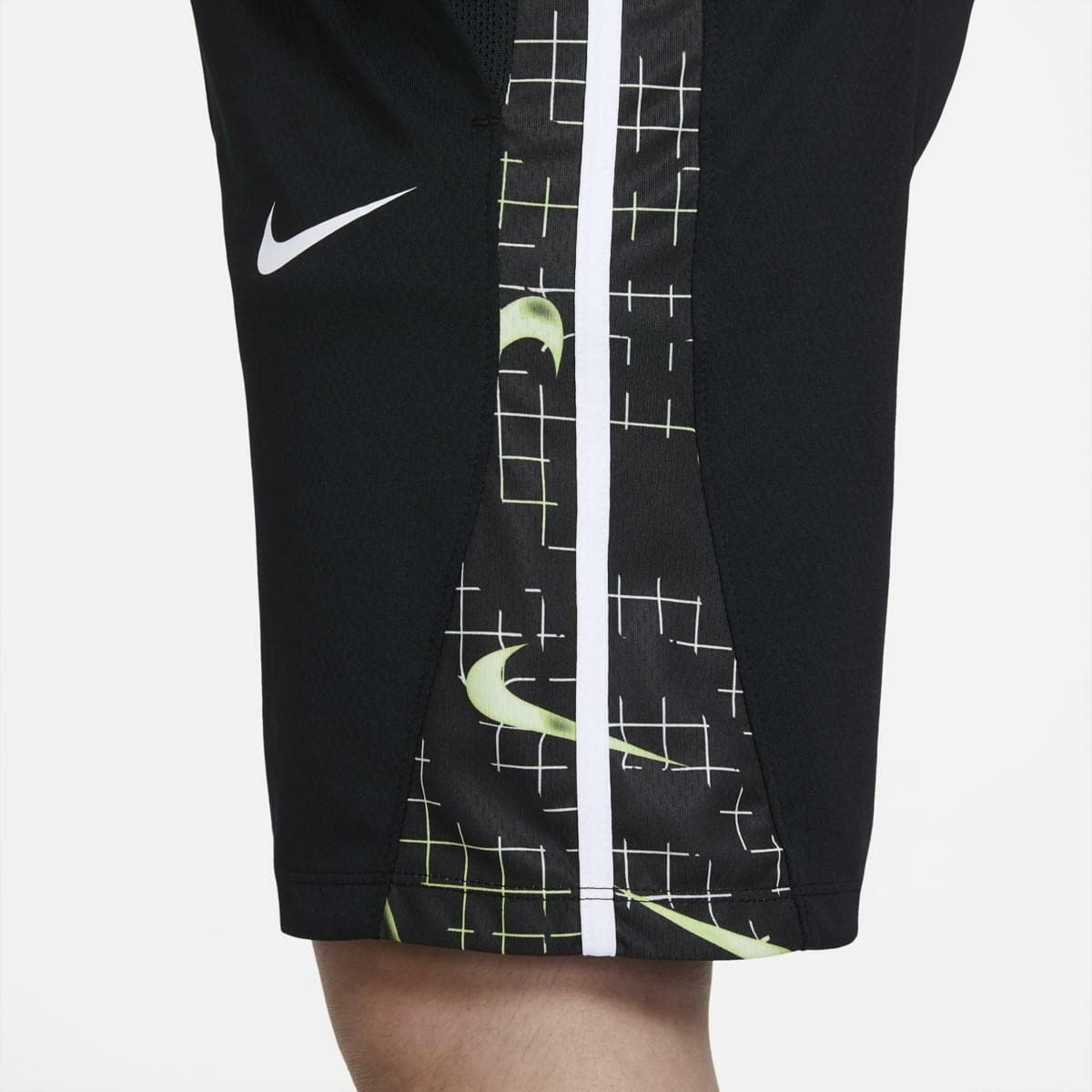 Nike Youth Big Kids Avalanche All Over Print Dri-Fit Training Shorts Black Large - Thumbnail 3