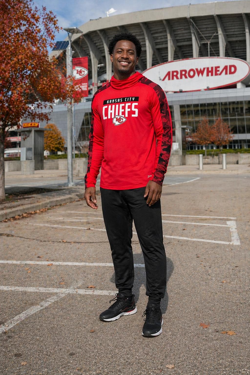 Zubaz Men's Kansas City Chiefs Elevated Camo Lightweight Hoodie Large Red - Thumbnail 4