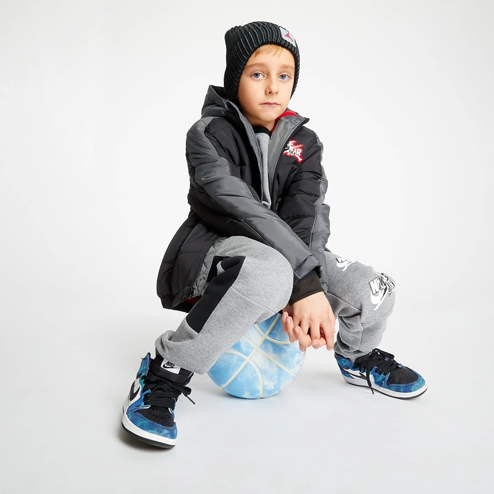 Nike Jordan Boy's Jumpman Classic Puffer Jacket Size 4 $95 Value - Thumbnail 5
