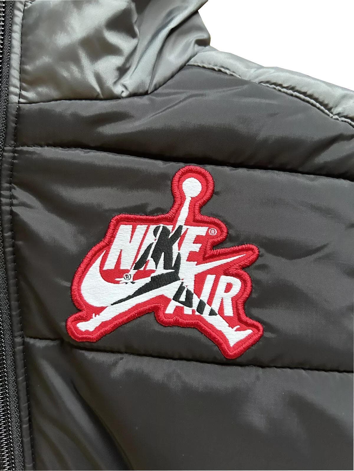 Nike Jordan Boy's Jumpman Classic Puffer Jacket Size 4 $95 Value - Thumbnail 7