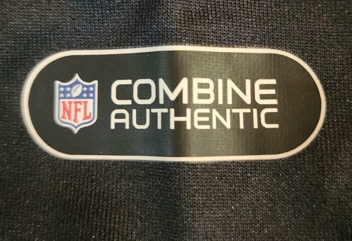 Under Armour Women's Minnesota Vikings ColdGear Combine Full Zip Hoodie Medium - Thumbnail 7