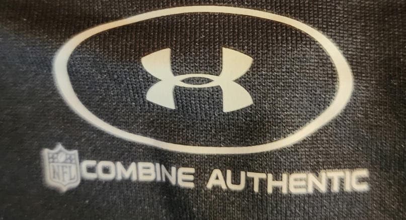 Under Armour Women's Minnesota Vikings ColdGear Combine Full Zip Hoodie Small - Thumbnail 6