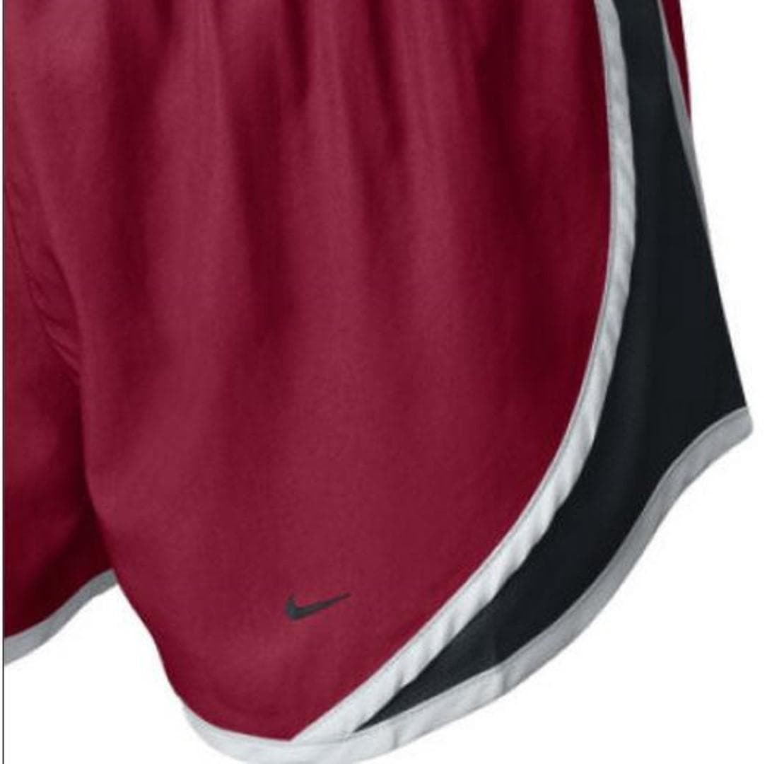 Nike Women's Houston Astros Dri-Fit Tempo Shorts Red X-Small - Thumbnail 4