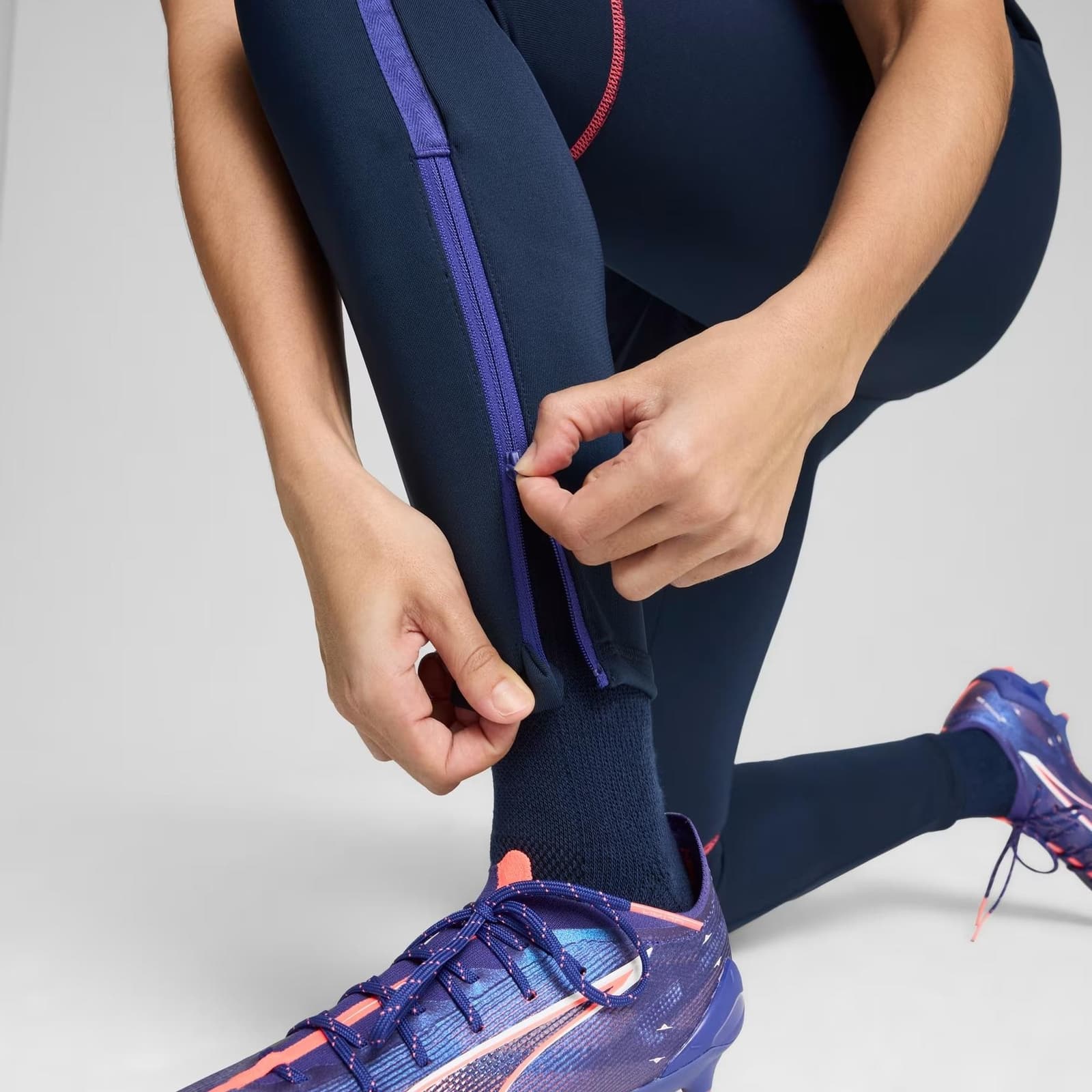 Puma Women's IndividualBlaze Drycell Moisture Wicking Training Pants Blue XL - Thumbnail 4