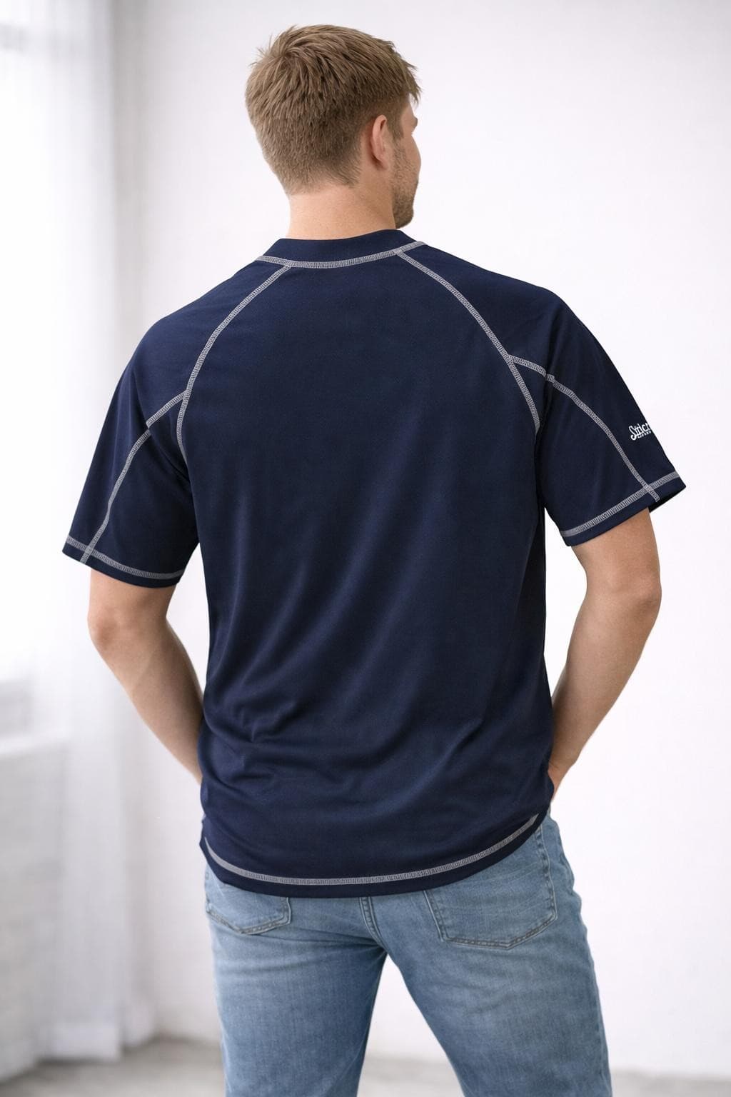 Stitches Men's Atlanta Braves Performance Raglan T-shirt Blue Gray Red Medium - Thumbnail 2