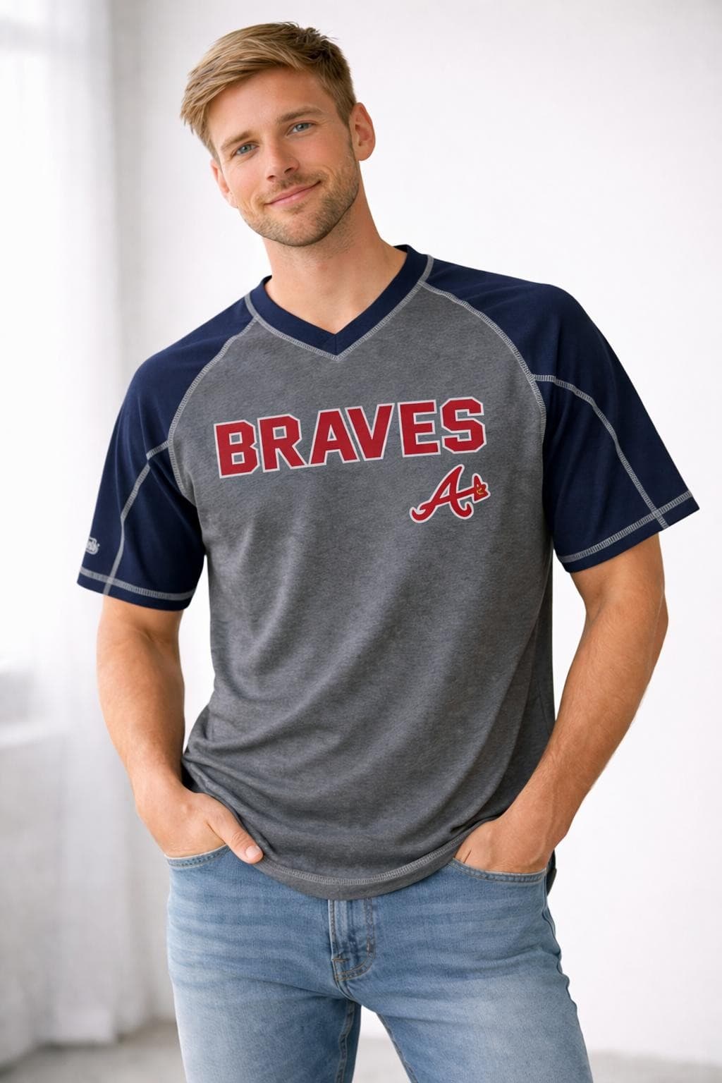 Stitches Men's Atlanta Braves Performance Raglan T-shirt Blue Gray Red Medium - Thumbnail 3