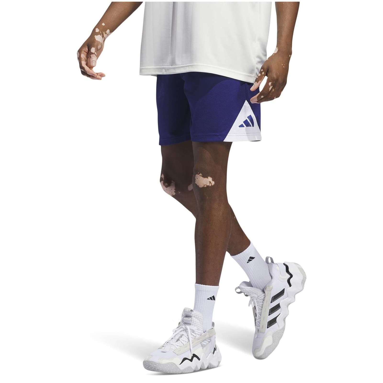 adidas Men's Badge of Sport Training Mesh Shorts Victory Blue 2XL