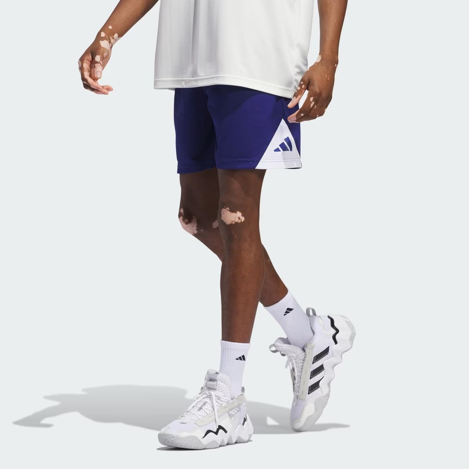 adidas Men's Badge of Sport Training Mesh Shorts Victory Blue 2XL - Thumbnail 7