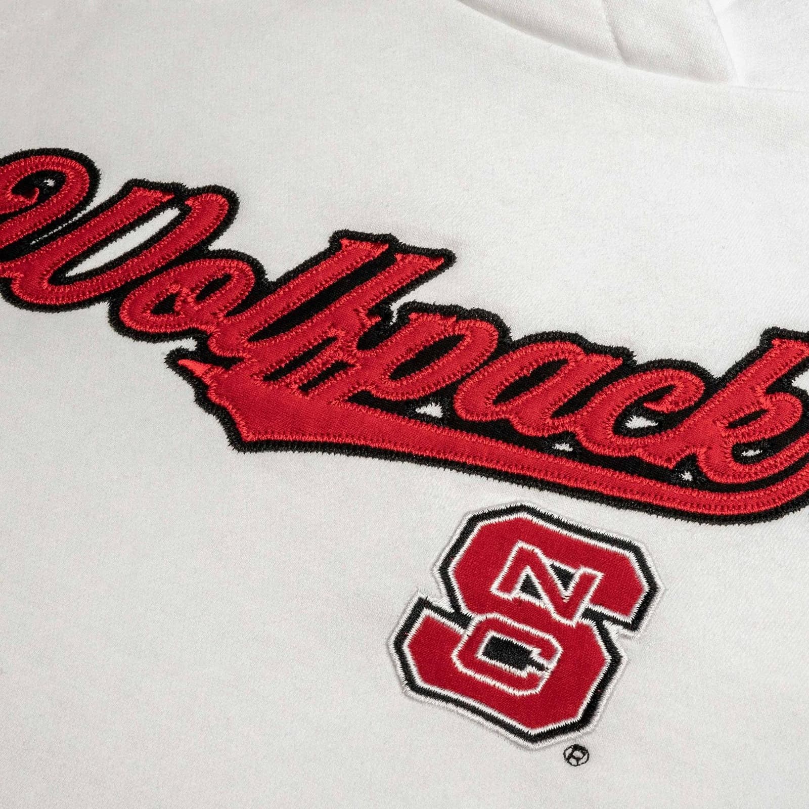 League Brand Women's North Carolina State Wolfpack Academy Hoodie Medium White - Thumbnail 3