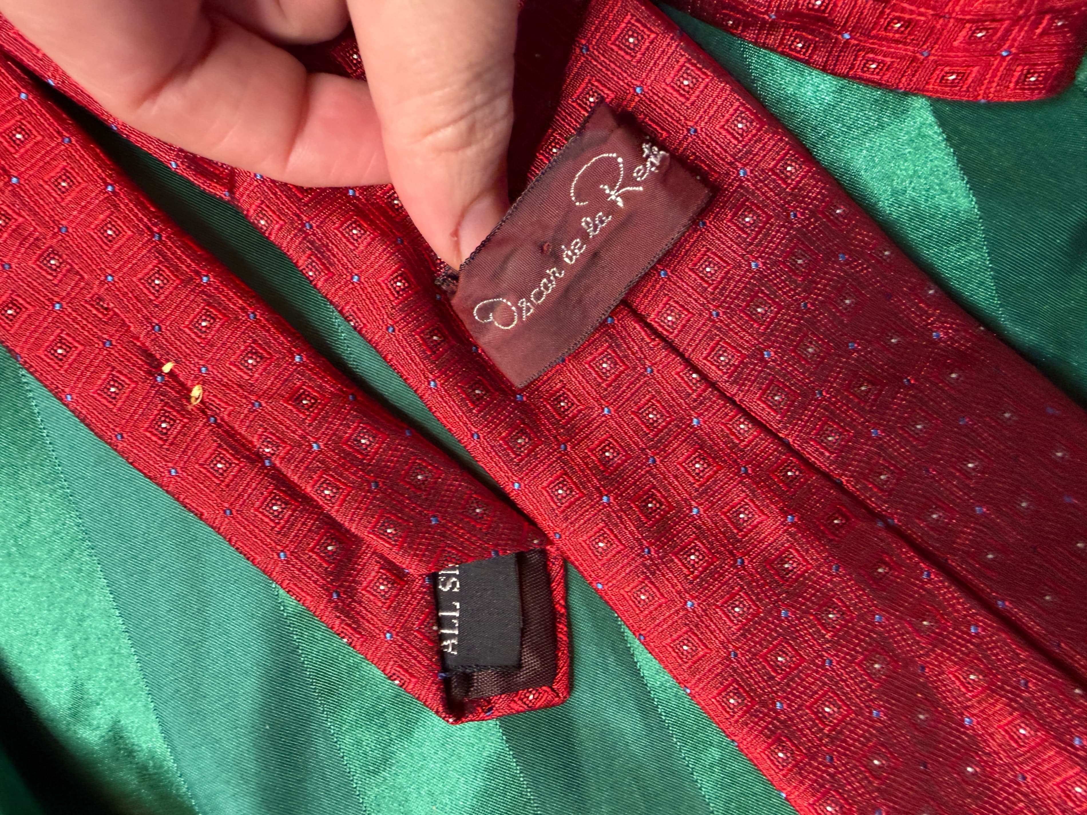 Vintage 90s Oscar de la Renta Silk Geometric Medallion Red Power Necktie - Thumbnail 5