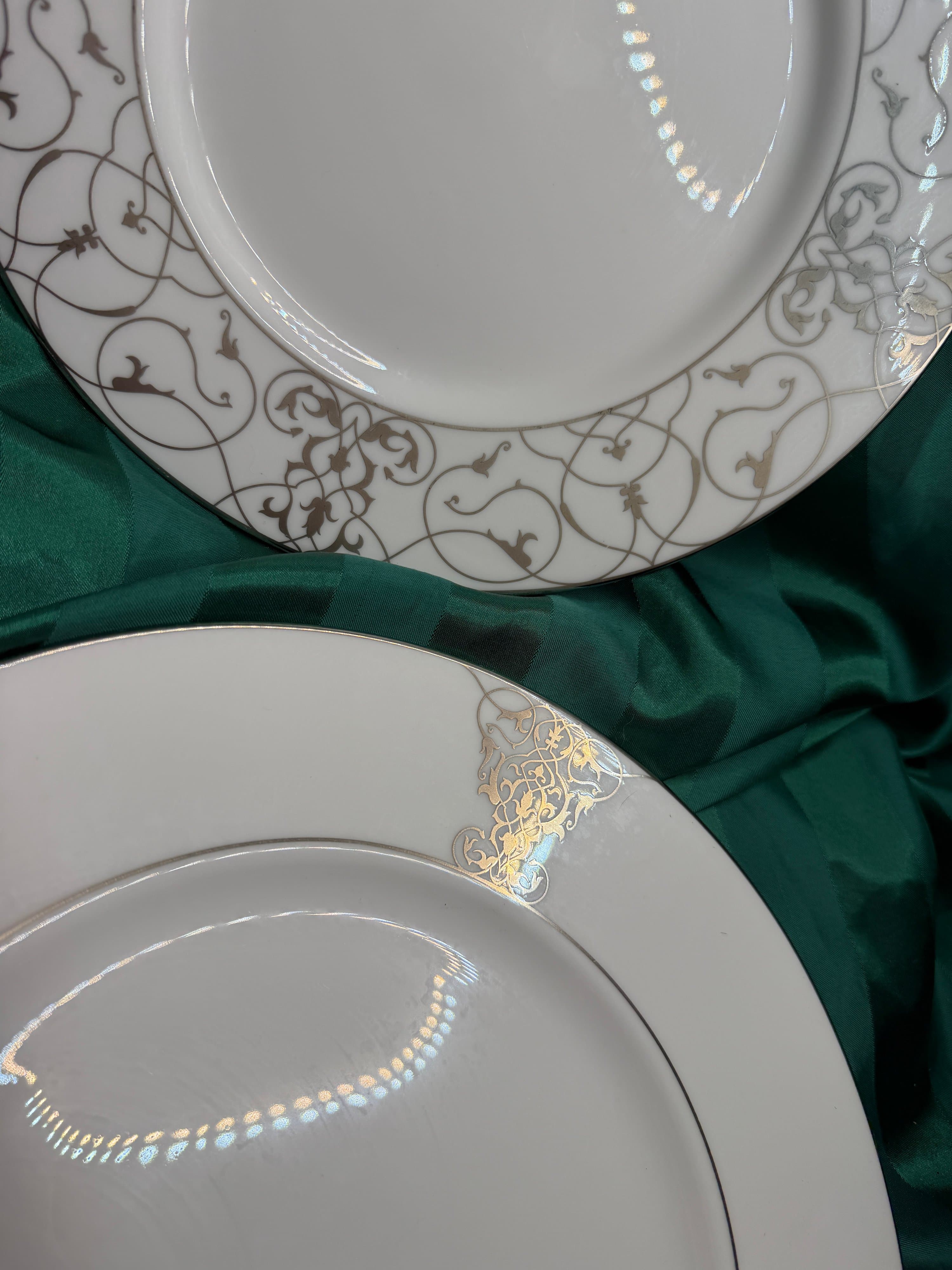 Vera Wang Wedgwood Imperial Scroll Plate Set - 2 Dinner & 2 Salad - Thumbnail 13