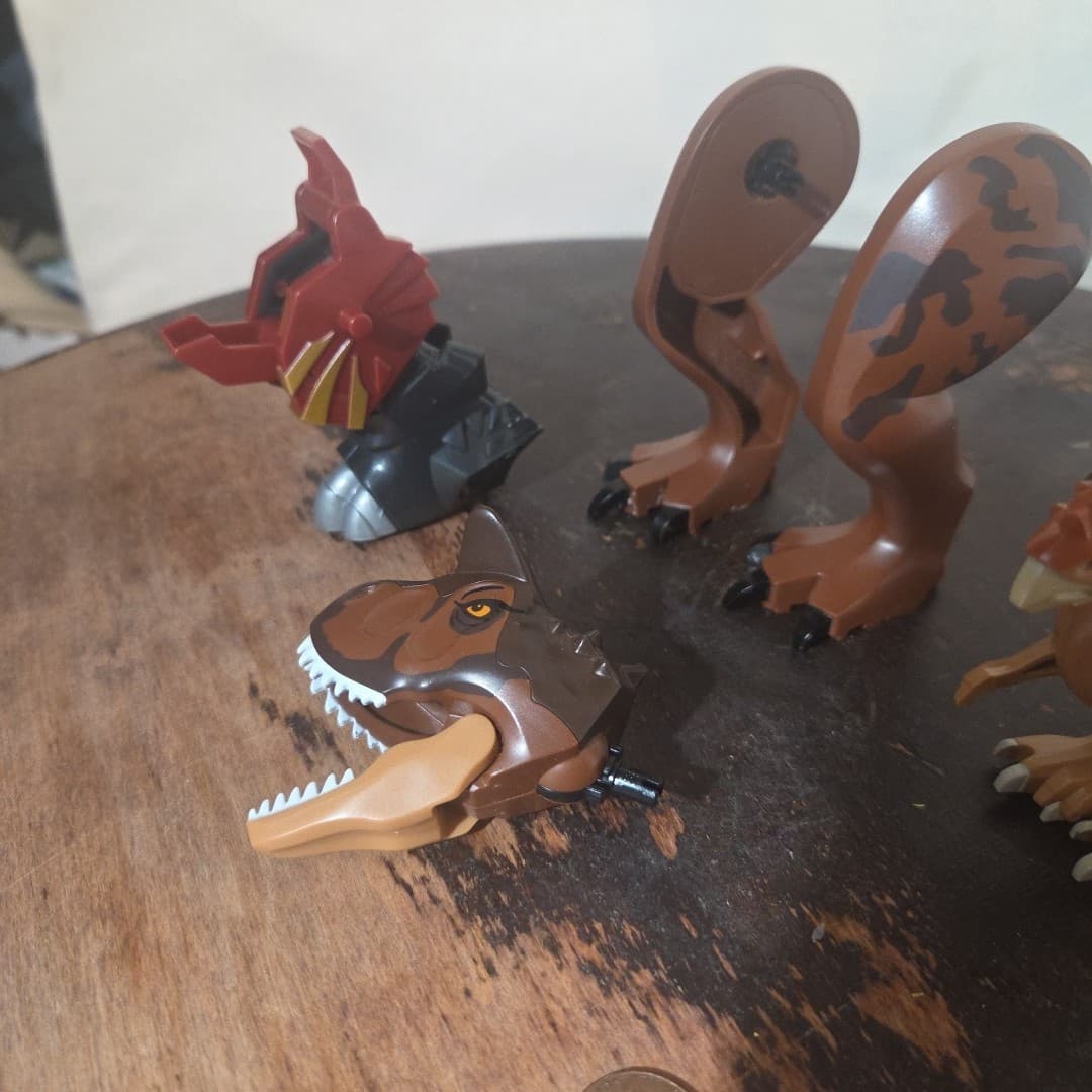 Lego Jurassic World: Animal: Dinosaur Stygimoloch And Parts Of Another - Thumbnail 3