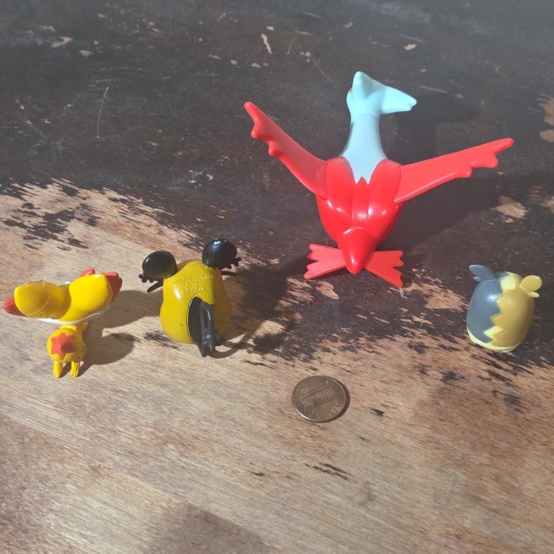 Pokemon Toys Lot Of 4 Fennekin, Raichu, Latios, and a custom-painted Pikach - Thumbnail 4